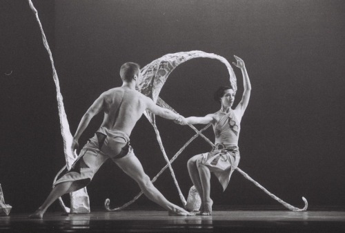 vkntmoodboard:Merce Cunningham Dance Company.