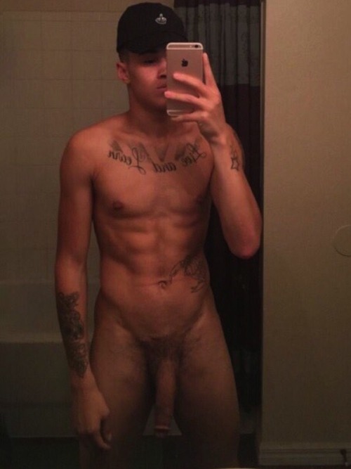 donatoxxx:Sexy Selfie Studs