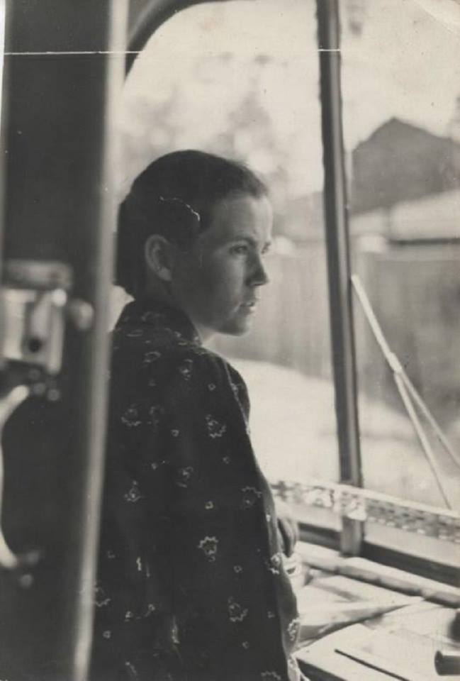 M. Ostapenko, tram driver in Moscow (1951)
I’m trying to see if her dress is parachute-patterned, what do you think?