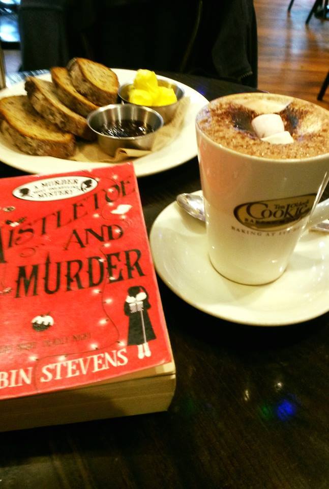 mistletoe and murder by robin stevens