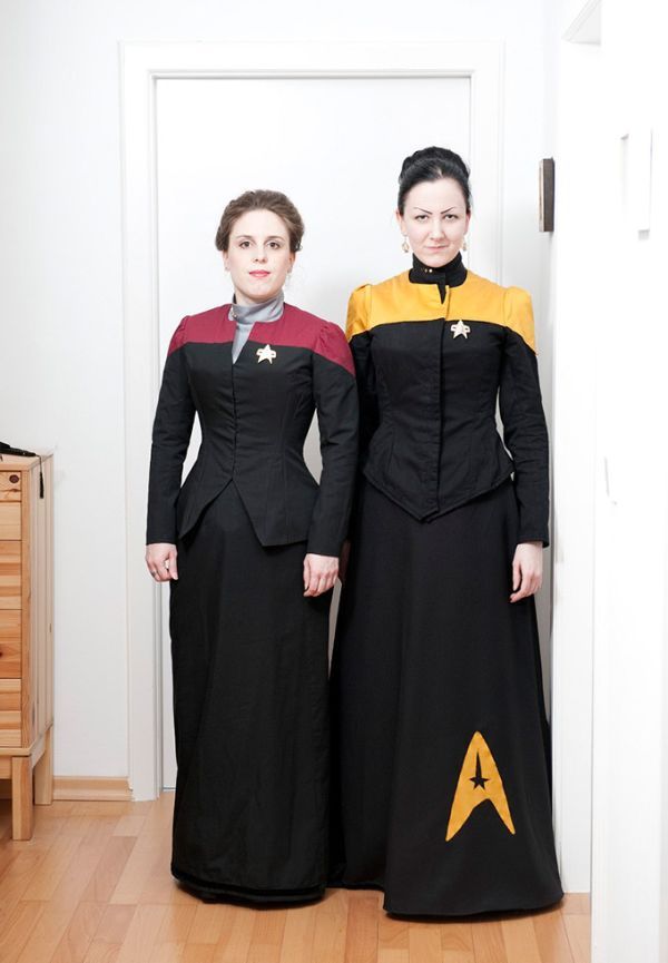 wilwheaton:
“ (via Victorian Star Trek Uniforms - Randommization)
”