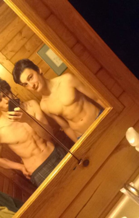 naked-straight-guys:Straight friends tricked together For...