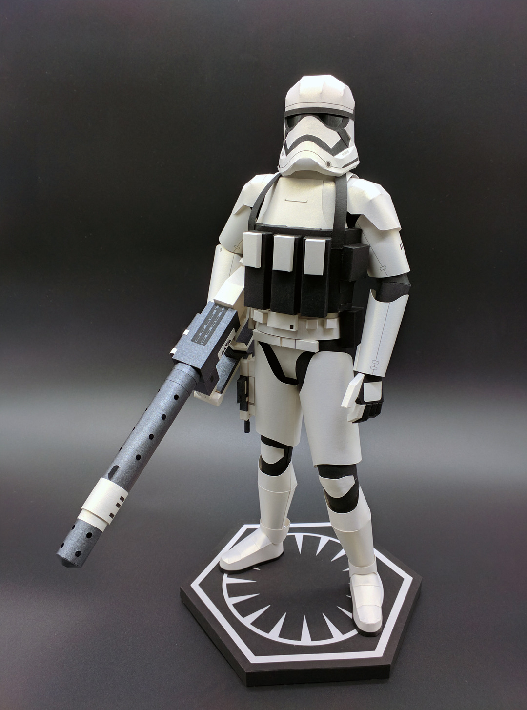 Free Papercraft Template Stormtrooper Papercraft