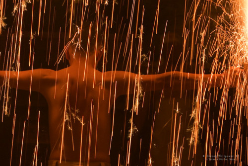 【気合い】飛び散る火花。いつ見ても凄いと思ってしまう…龍田大社、風鎮大祭にて撮影。2018年7月1日