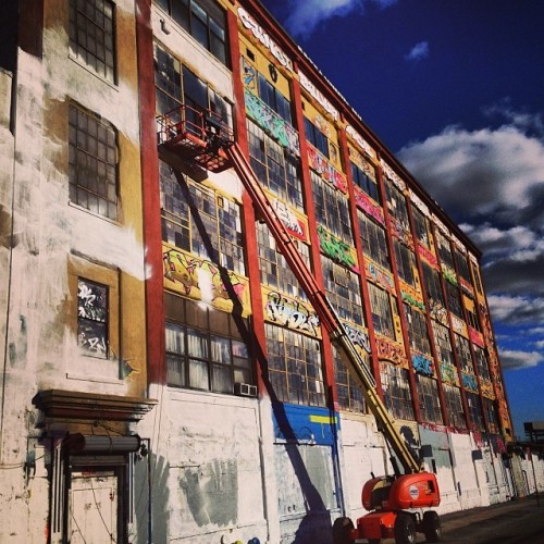 instagram:Long Island City Says Goodbye to 5 PointzTo view...