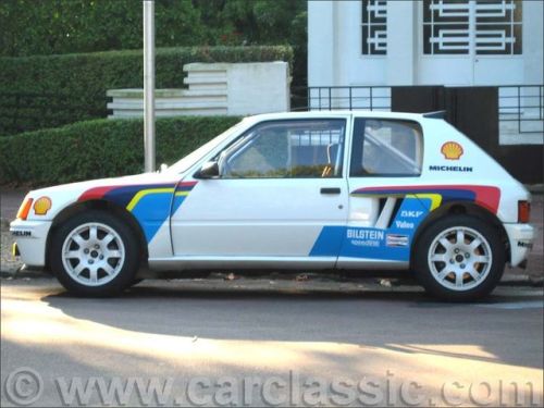 nerddecarro:Peugeot 205 Turbo 16 1984