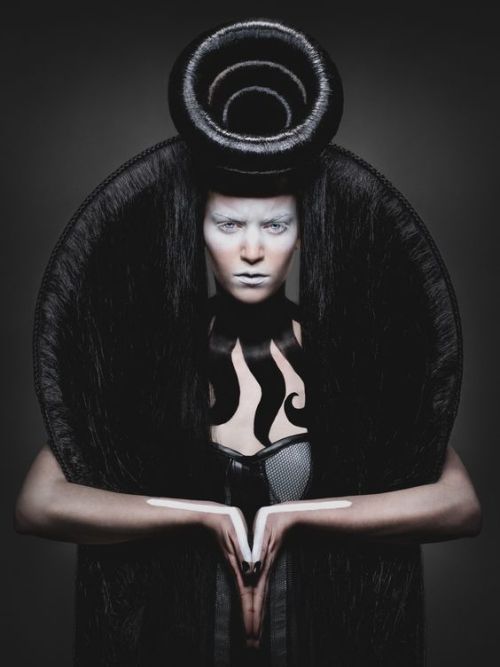 dark fashion dark photography fashion photography monochrome avant garde photography duy ha minh model