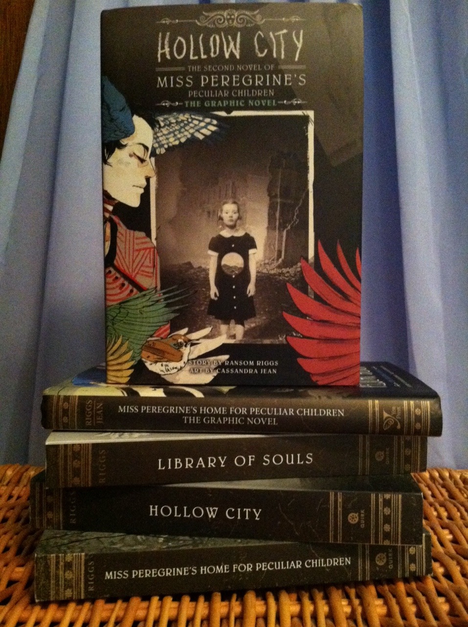 hollow city miss peregrine book