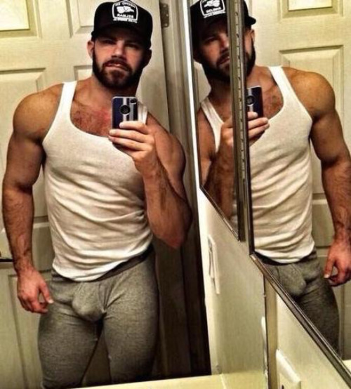 hotandhairyhunks:Meet local gay men for sex tonightAdd me on...