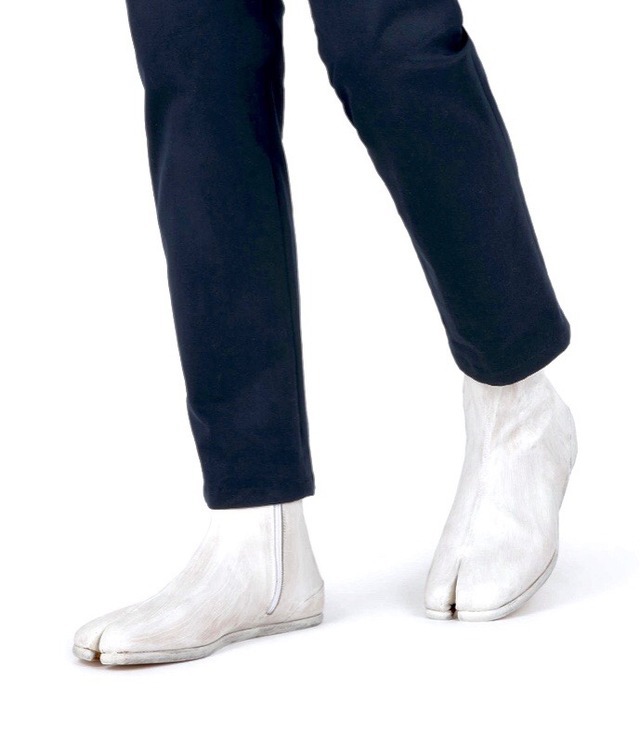 painted calfskin tabi boots