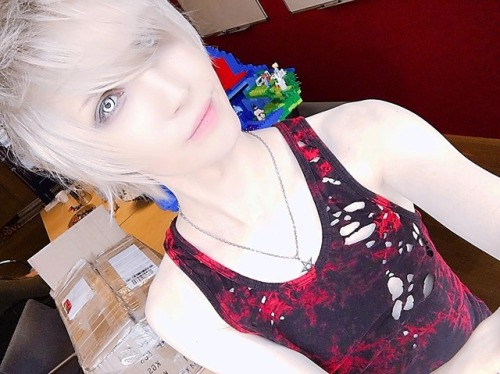 yohio-disreign:Long time no see. 