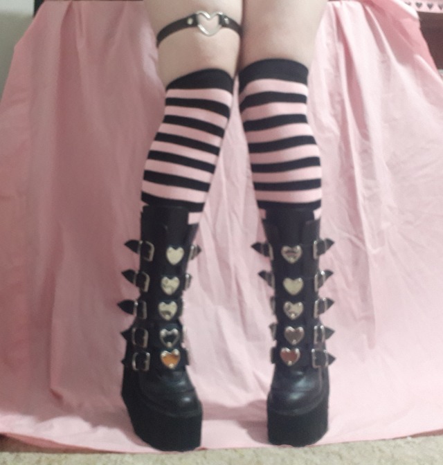 goth girl on Tumblr