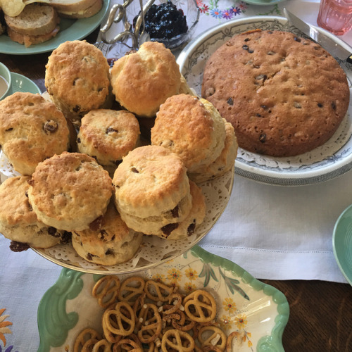 farmbee:some pastries my mom had made earlier today