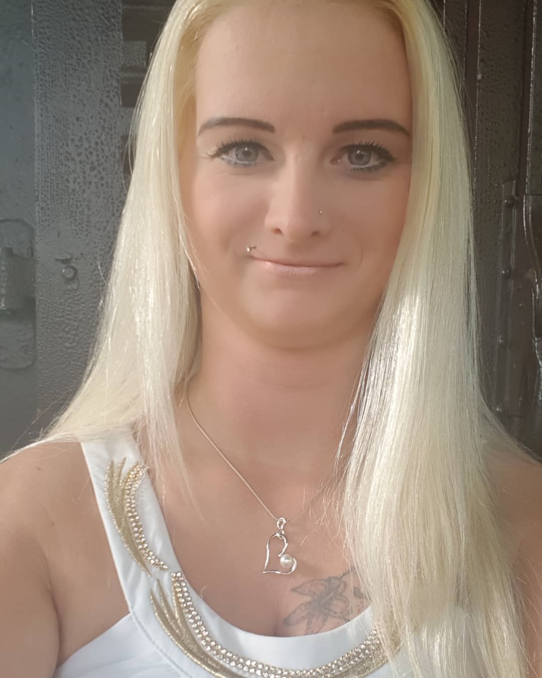 Die Sexabenteuer von der geilen Mia Bitch Die Sexabenteuer von der geilen Mia Bitch