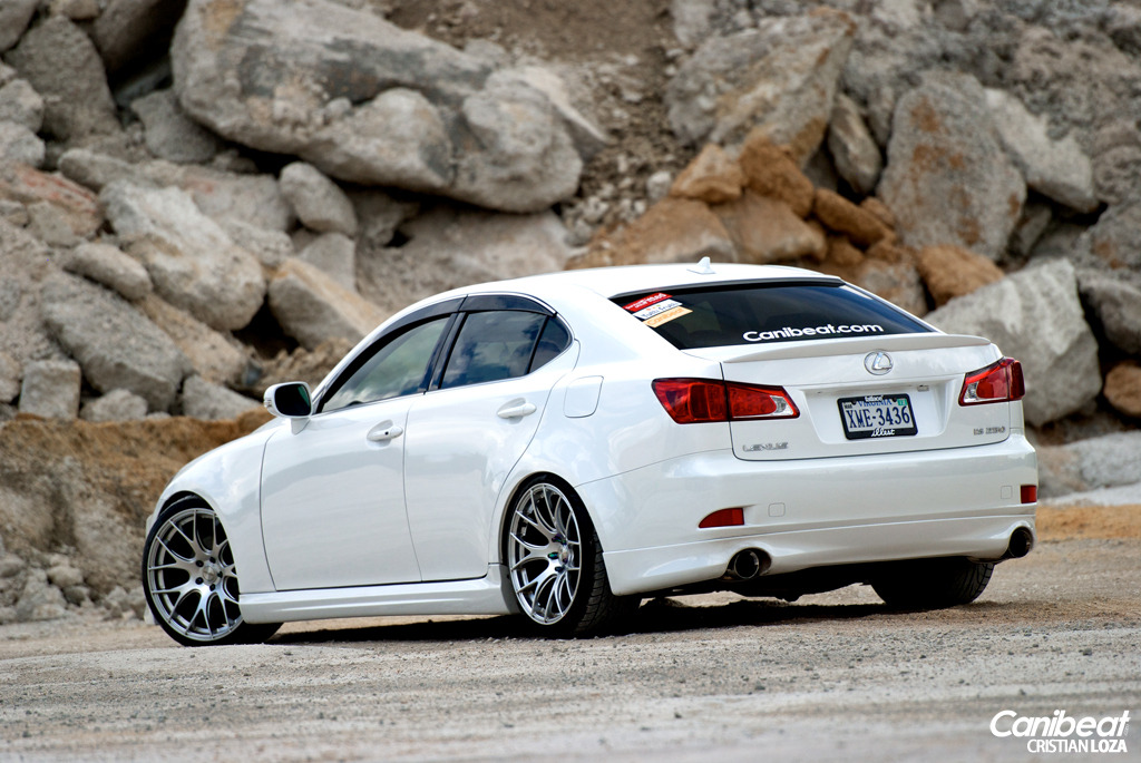 Lexus IS250 Stanced - Fast & Tuned