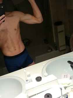 @6packboyss