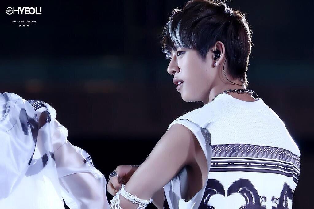I Love B A P Hairykpoppits Daehyun S Thick Armpit Hair Is
