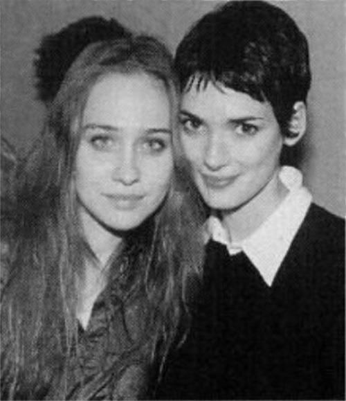 fionaapplerocks:Fiona Apple and Winona Ryder at KROQ Almost...