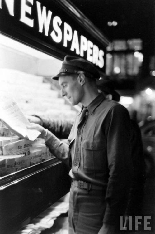 Life newspapers Times Square New York newsstand