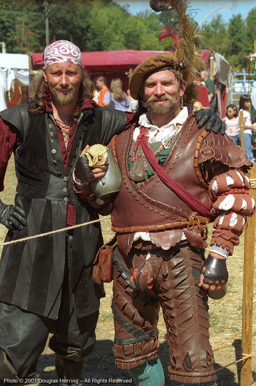 oberonsson:Leather Landsknecht - Shrewsbury Renaissance Faire -...