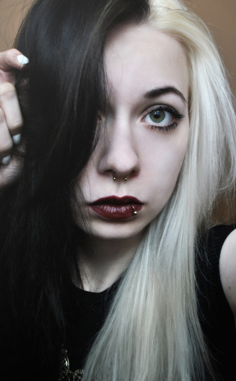 black and white hair on Tumblr