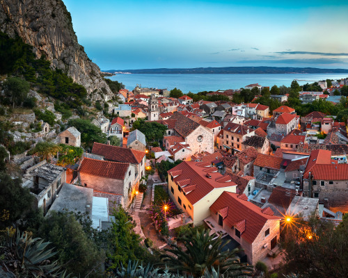 vacilandoelmundo:Omis, Croatia (by Andrey Omelyanchuk)