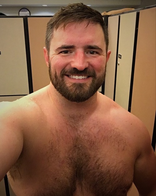 gay bears bears hairy bear bearded men bear daddy daddybear daddy