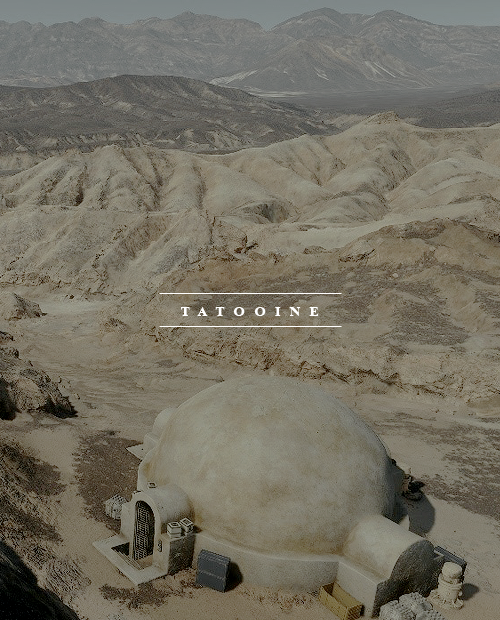 leias:✸ Star Wars worlds : Tatooine Tatooine was a sparsely...