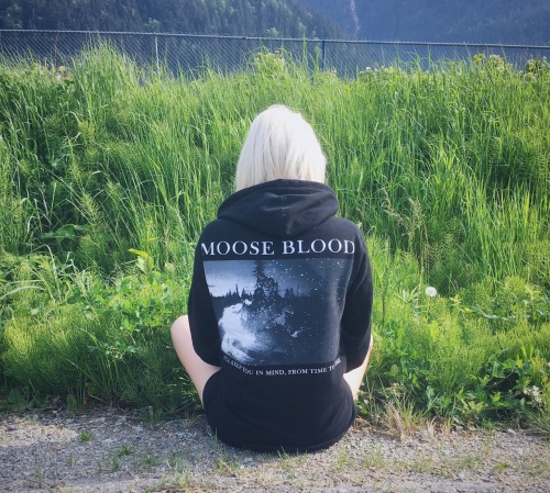 moose blood pop punk pop punk girl white hair alternative girls fitness neck deep knuckle puck beartooth the wonder years state champs brand new have mercy blink 182 band merch