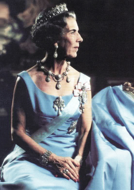 The St. Andrew Knot — Queen Ingrid of Denmark wearing the Pearl ...