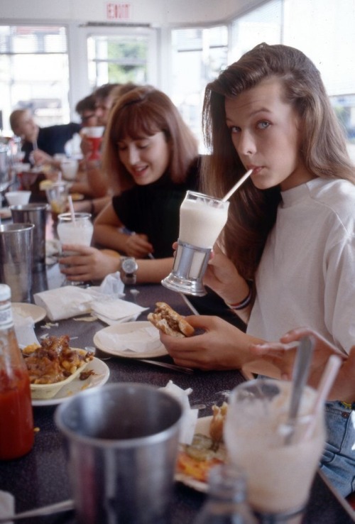 milla jovovich 90s 90s fashion early 90s cheeseburger johnny rockets fashion post fashion photography fashion blog art post art blog photography photography post photography blog follow
