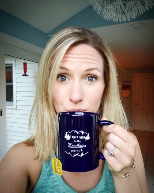 selfcare selfcareisnotselfish selfcareisnecessary relaxing lemongingertea listentoyourbody handmaidstale iloveyoutothemountainsandback crazyhair myringisneverstraight