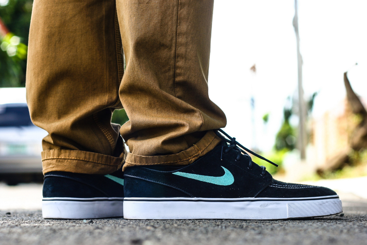 nike janoski tiffany