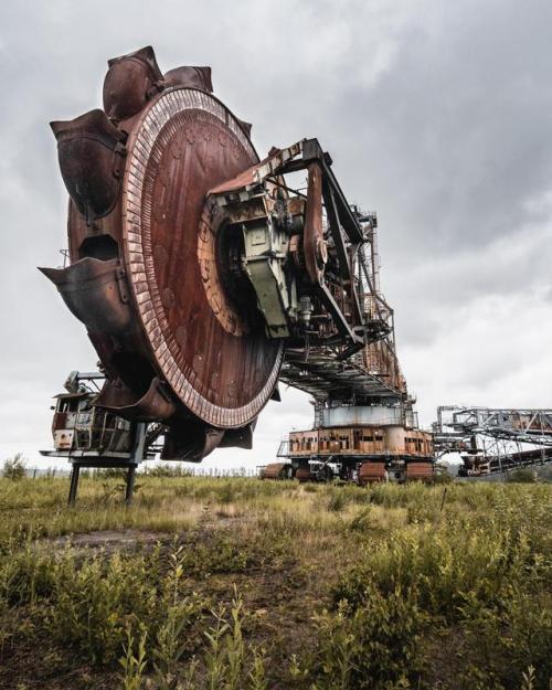 abandonedandurbex:Abandoned Bucket Wheel Excavator [1024x1280]