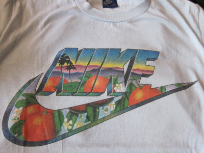 t shirt nike old school