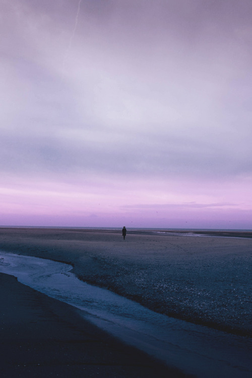 motivationsforlife:Cabourg II / Low Tide by Vincent Hary //...