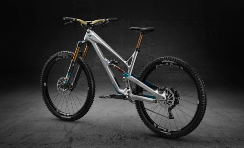 aces5050:(via YT Announces New 2019 Jeffsy - Pinkbike) 