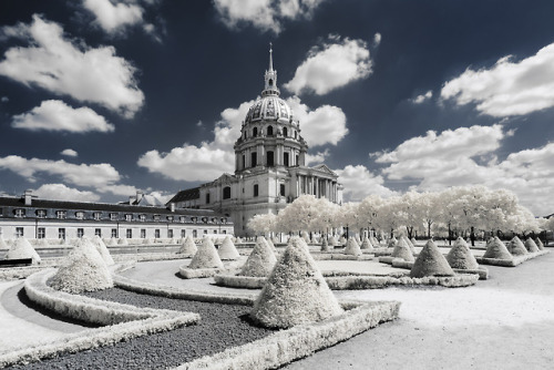 nevver:Paris Infrared, Pierre-Louis Ferrer