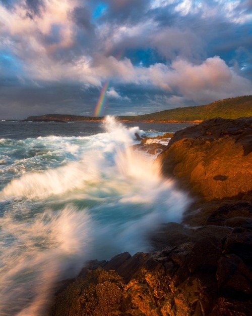 aiiaiiiyo:Had 3 minutes of amazing light and a rainbow during a...