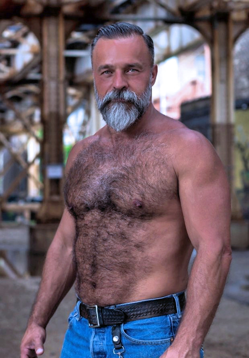 волосатые геи в возрасте фото 56