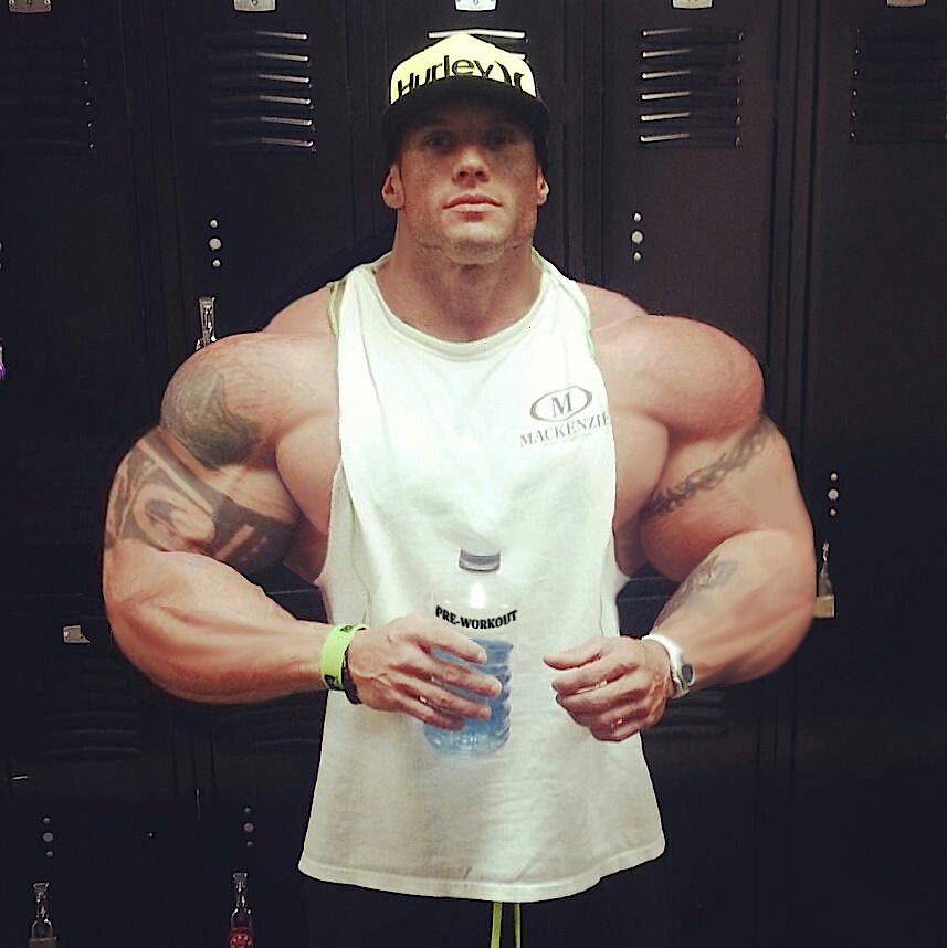 Massive Arms & Bulging Biceps — londonboy45: “It’s always arm day, dude.”