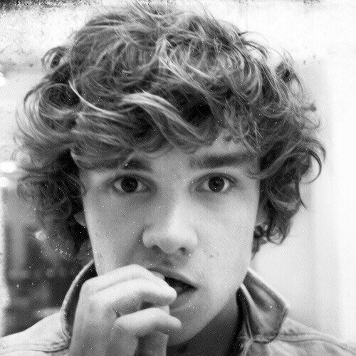 liam payne fetus hair | Tumblr