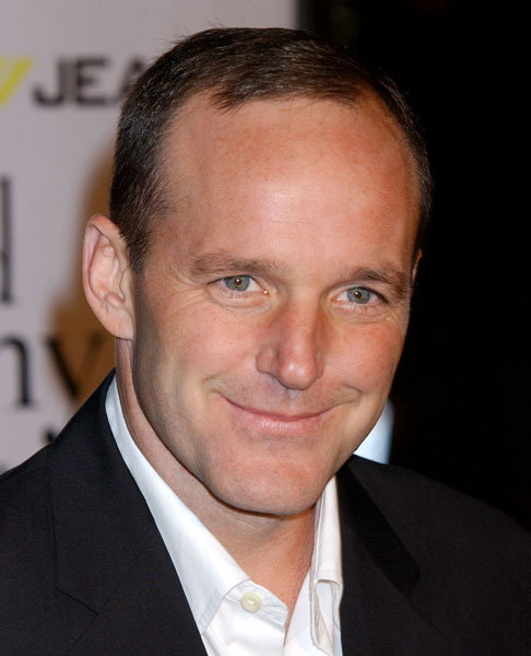 S.H.I.E.L.D. TV • Clark Gregg to Present at SAG Awards Last month...