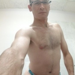 philskin133:Faggot keep sending me its pictures so thought I...