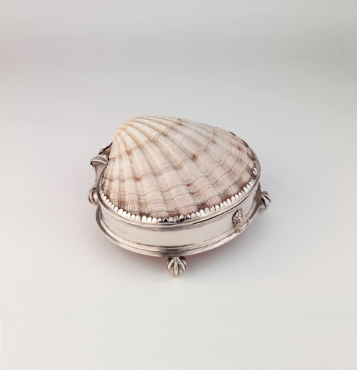 cultureandkitsch:Box with shell, c.1600-25, England, silver and...