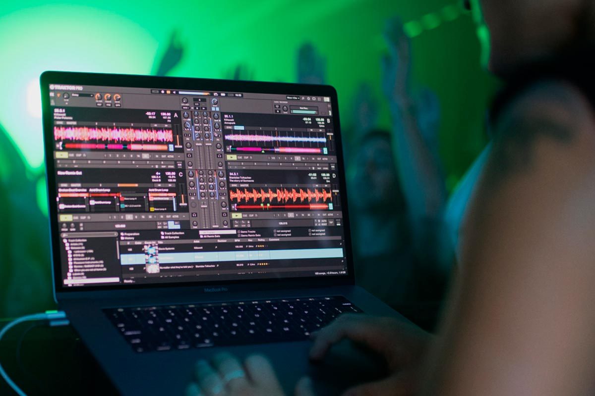 Native Instruments Traktor Pro v3-0 WiNDOWS x64 Native Instruments Traktor Pro v3-0 WiNDOWS x64