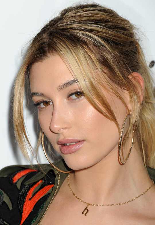 ;hailey baldwin.♡ - Página 4 Tumblr_o5j3s631vi1v3u2oho1_540