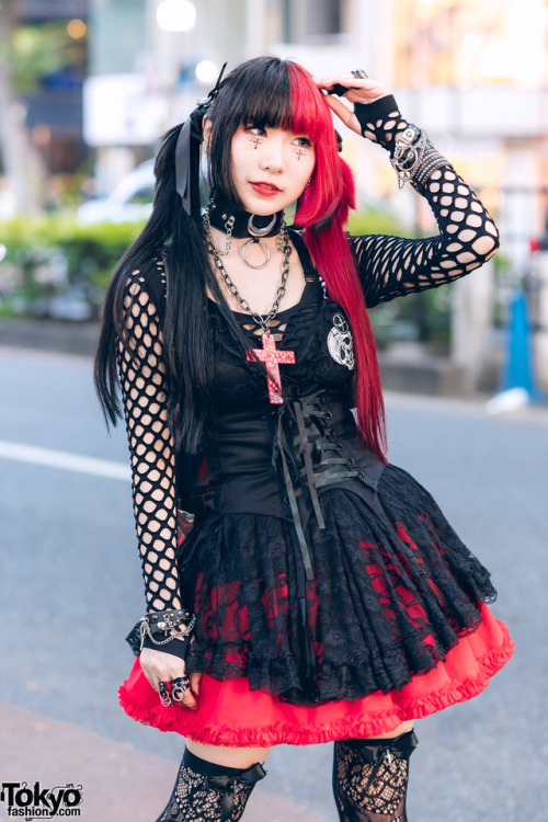 tokyo-fashion:Japanese gothic looks by 17-year-old Remon and...