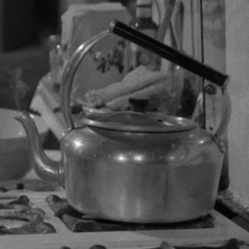 ozu-teapot:August 2018 / The month in teapots:Woman Is the...