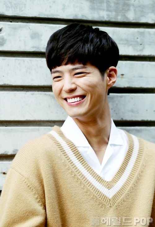 Park Bo Gum Finally Grants Everyone's Wishes and Shows up with a New  Hairstyle!